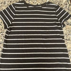 Girls striped tshirt
